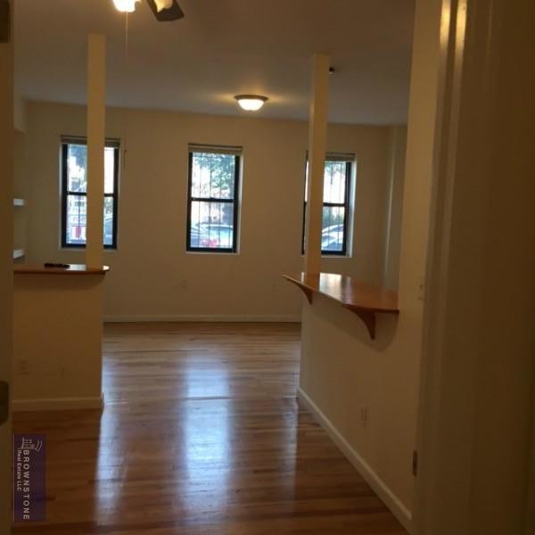 Primary Photo - 538 Clinton St