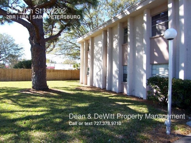 Foto del edificio - 900 70th St N