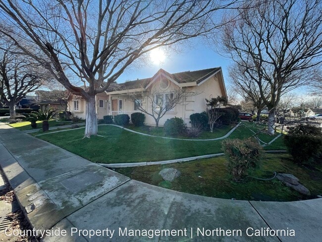 Building Photo - 3 br, 3 bath House - 3800 Argonaut Dr