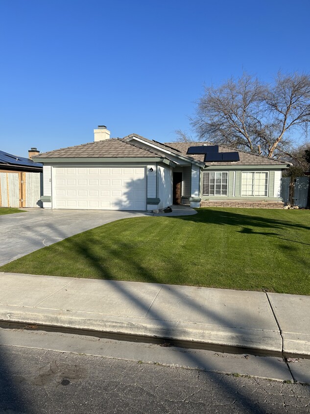 Primary Photo - 5416 Summer Villa Dr