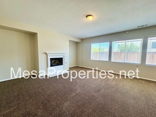Building Photo - 11845 Elliot Way
