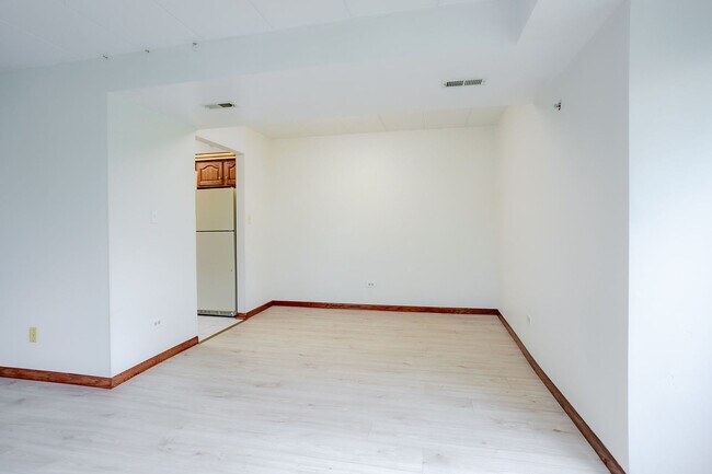 Foto del edificio - 9201 S Kenton Ave