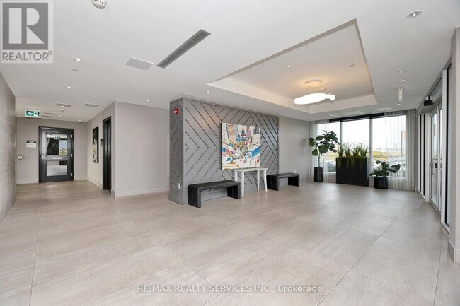Building Photo - 200-200 Lagerfeld Dr