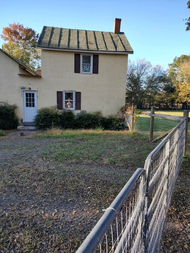 Primary Photo - 23299 Somerville Rd