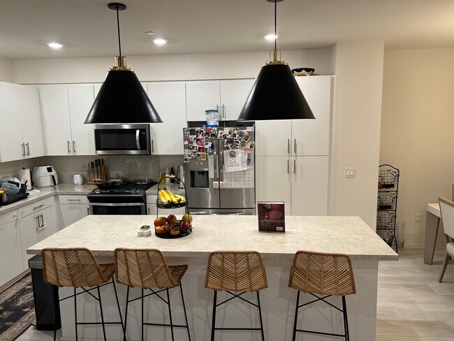 Foto del edificio - 2700 E Chaucer St