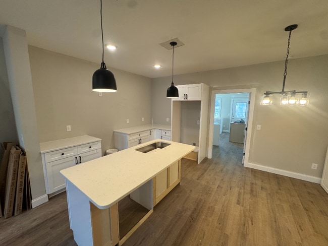 Foto del edificio - 267 W Spring St