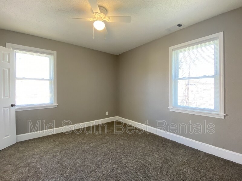 Foto del edificio - 1334 Chadwick Cir