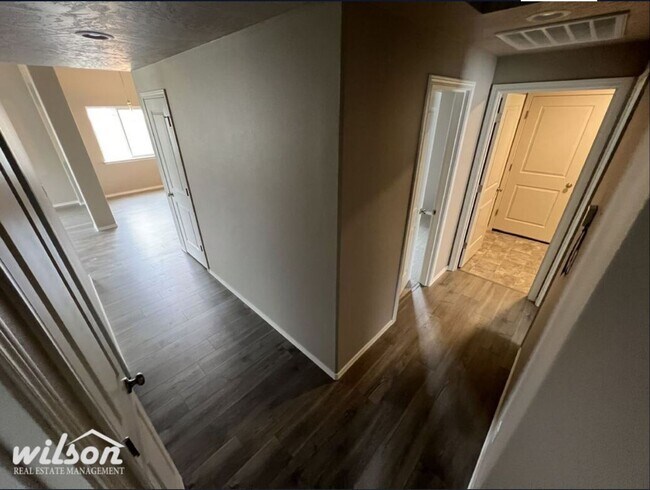 Building Photo - COMING SOON! 3bd/2ba House in West Valley!