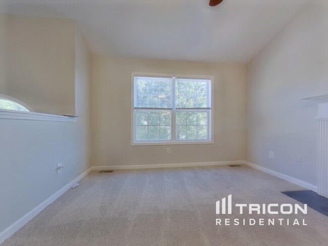 Foto del edificio - 6655 Breckenridge Dr