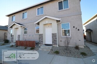 Building Photo - 838 Mission De Oro Dr