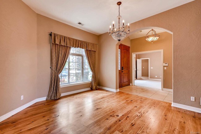 Foto del edificio - 6350 Mountain View Dr