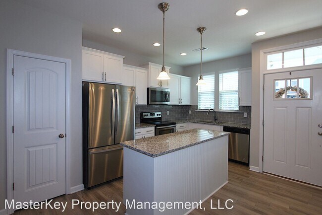 Building Photo - 3 br, 2.5 bath House - 1708 Shady Oaks Dr