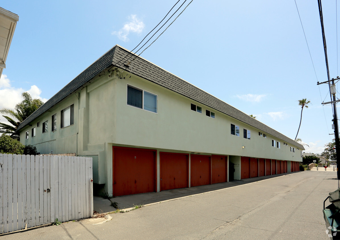 Building Photo - St. Malo Surf Apartments