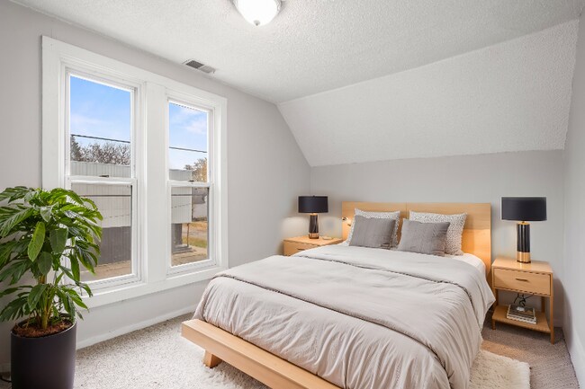 Foto del edificio - 741 7th St NW