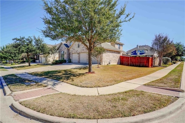 Foto del edificio - 18901 Colonial Manor Ln