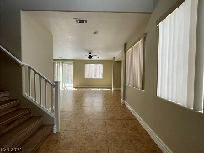 Foto del edificio - 9701 Kampsville Ave