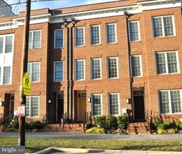Building Photo - 1345 Aspen St NW