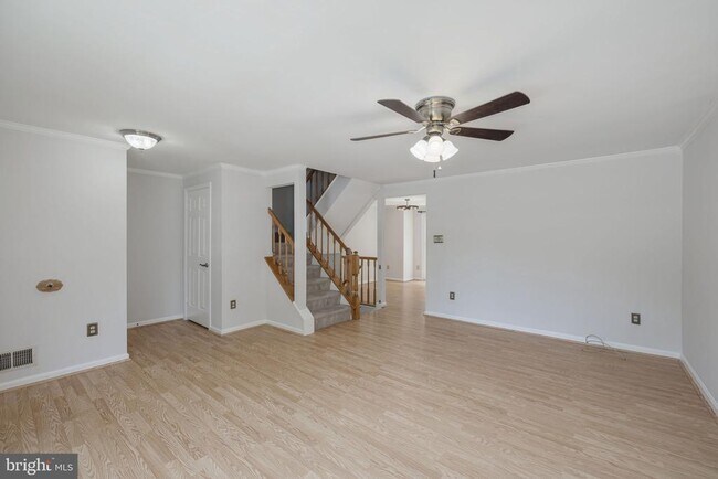 Building Photo - 7306 Crestleigh Way