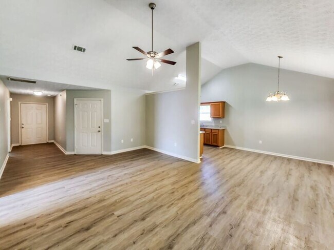 Building Photo - 307 Bridgeport Ln