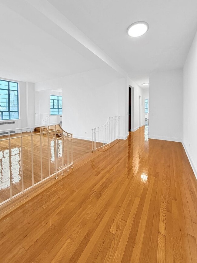 Foto del edificio - The Leslie — A Private Garden Enclave for the Modern New Yorker