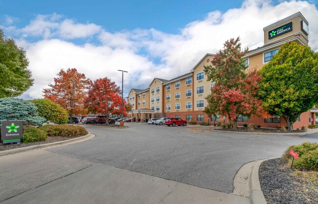 Building Photo - Furnished Studio-Columbus - Worthington