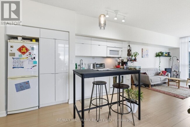 Building Photo - 151 Dan Leckie Way