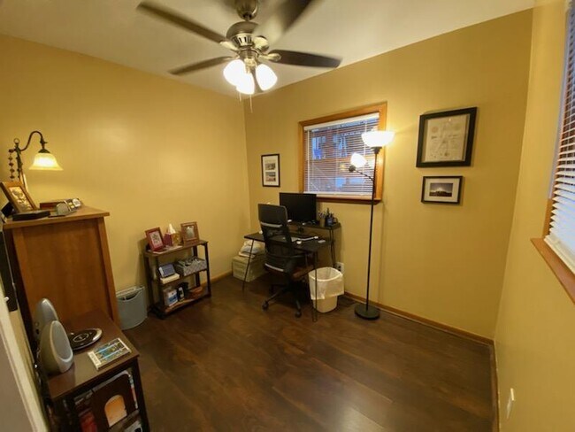 Building Photo - 12401 Fairview Ct