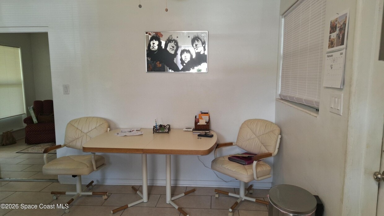 Building Photo - 4255 Abbott Ave