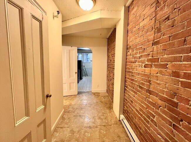 Foto del edificio - 337 Beacon St