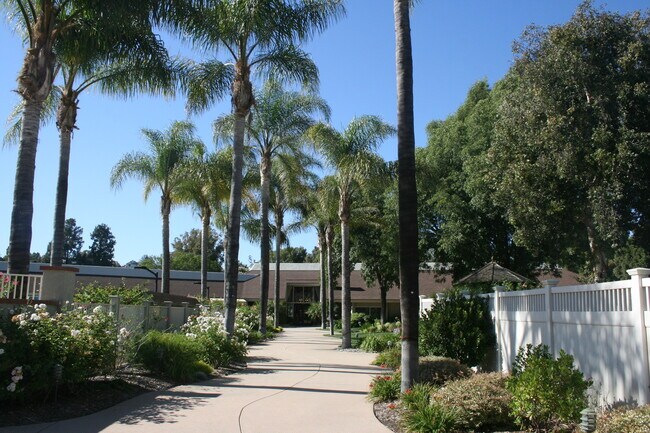 Foto del edificio - 2 Bedroom 2 Bath with Den/Office in Leisure Village