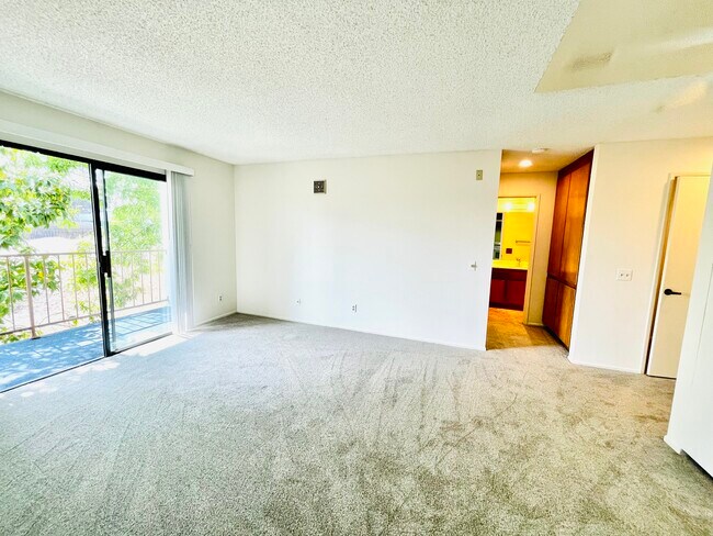 Building Photo - 6330 Genesee Ave