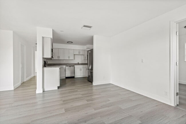 Foto del edificio - 230 SW 13th Ave