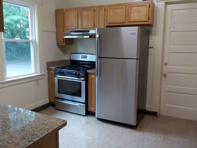 Foto del edificio - 969 Lancaster Ave