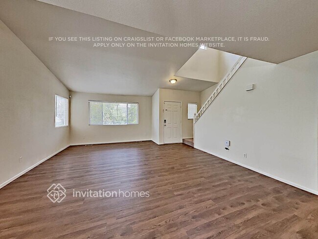 Foto del edificio - 2205 E 127th Pl