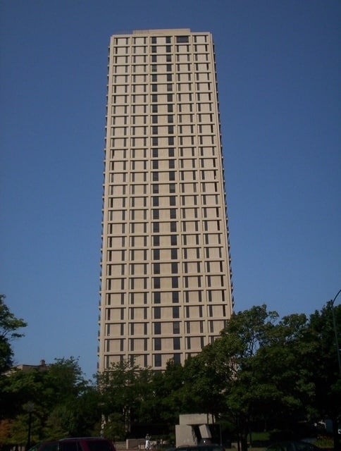 Building Photo - 1960 N Lincoln Park W