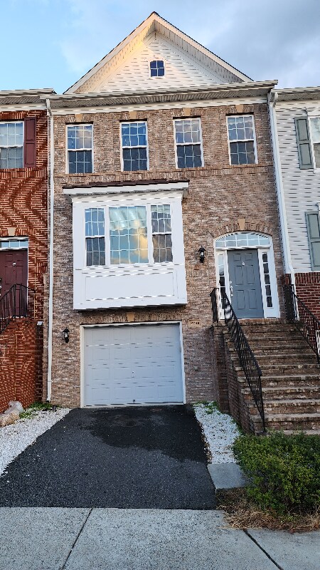 Foto del edificio - 25146 Harpenden Terrace