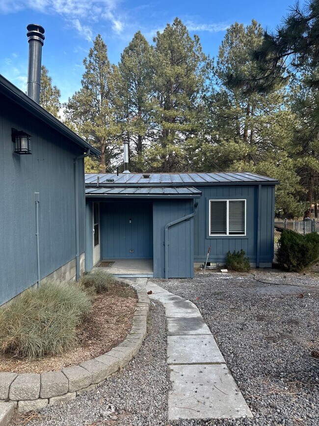 Foto del edificio - Completely Remodeled Home on 1 Acre in DRW