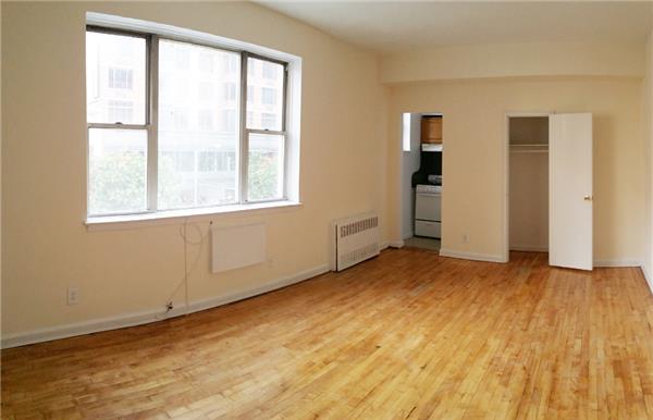 Primary Photo - 255 E 34th St