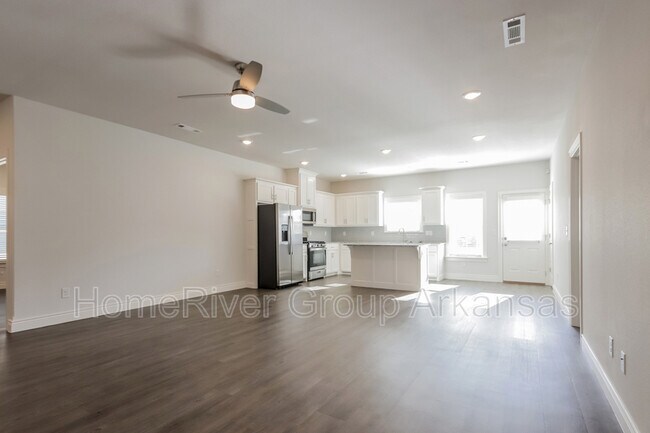 Foto del edificio - 1131 Sunshine Ct