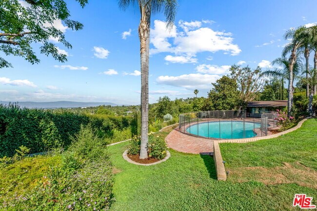 Foto del edificio - 19621 Wells Dr