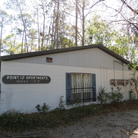 Building Photo - 409 NE 11th St