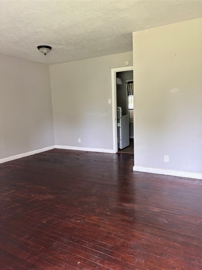 Building Photo - 3935 Cosby St
