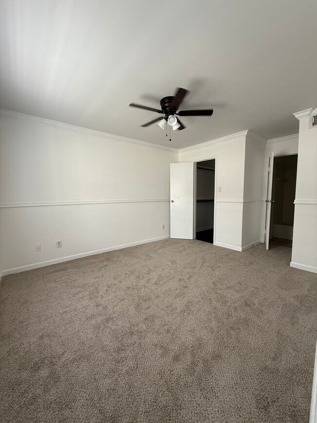 Foto del edificio - 12660 Ashford Point Dr