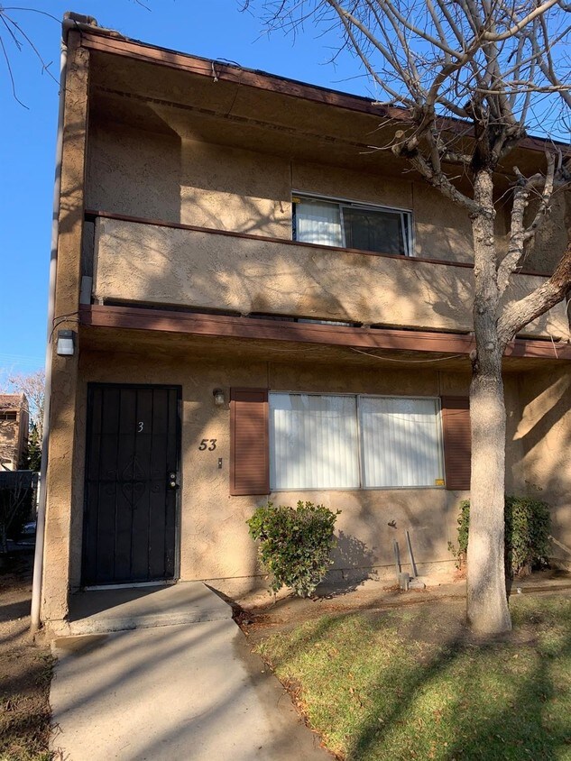 Primary Photo - 14299 La Paz Dr