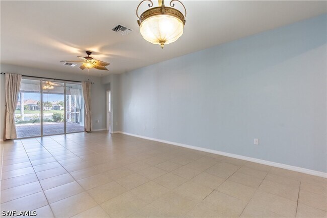 Foto del edificio - 8459 Benelli Ct