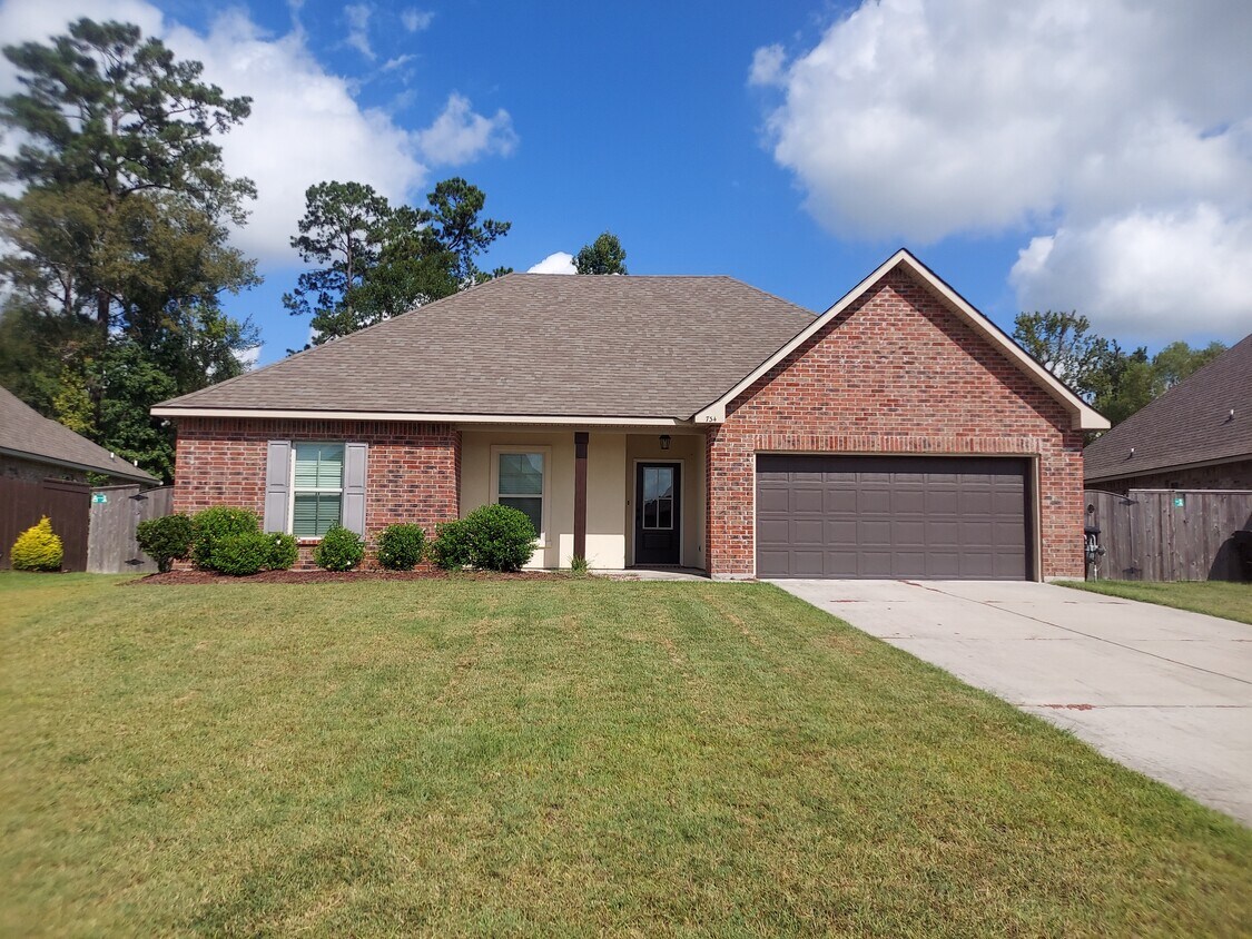 Foto principal - 734 Red Pine Dr