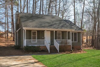 Building Photo - 1324 Logan St