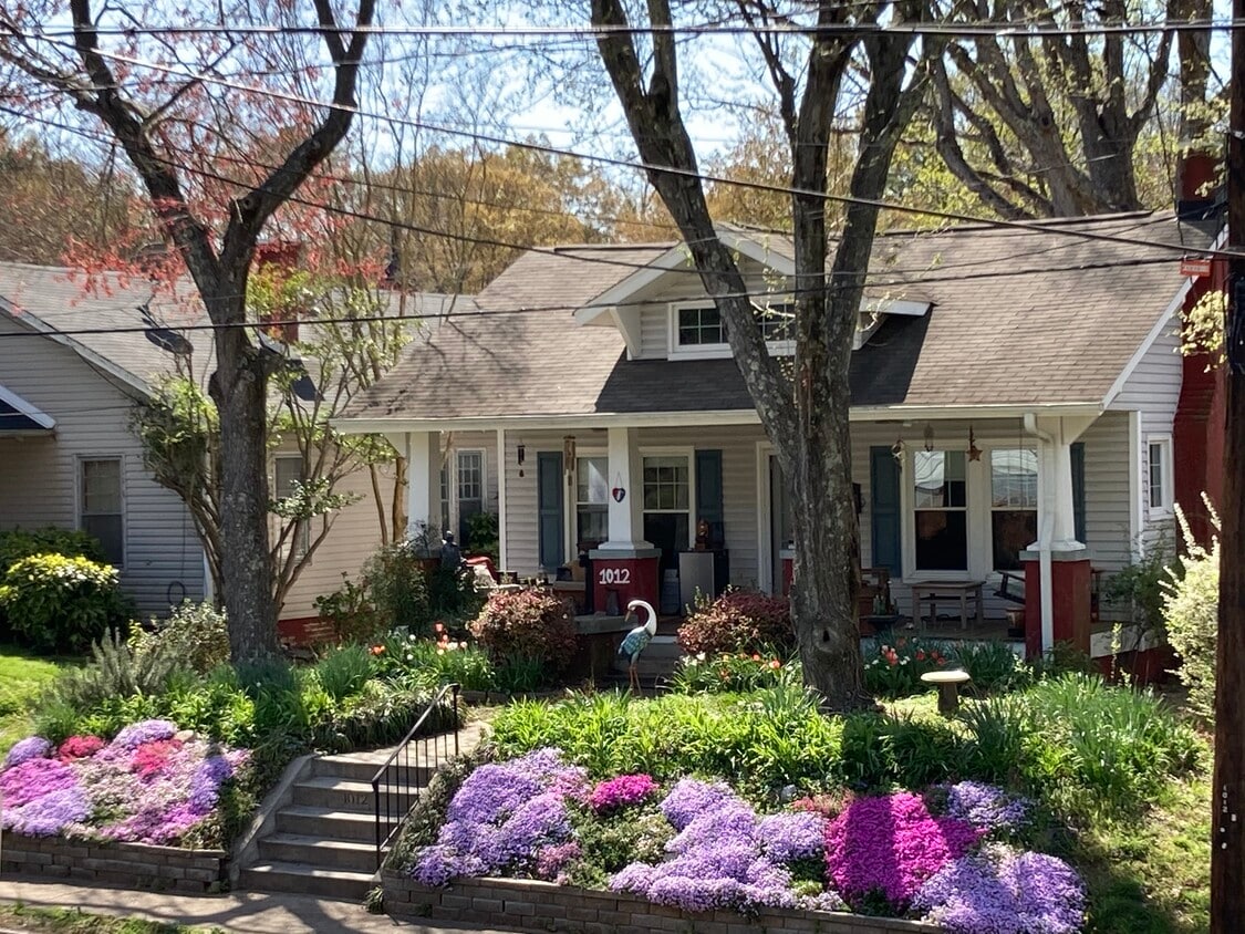 Primary Photo - 1012 Glenwood Ave