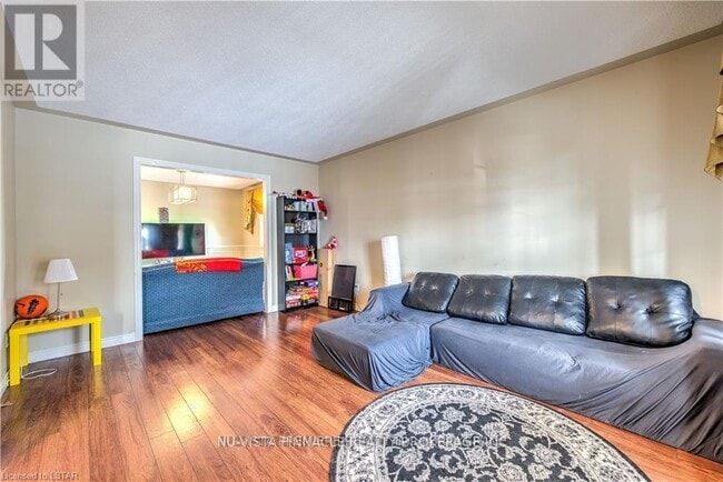 Building Photo - 1263 Aldersbrook Rd