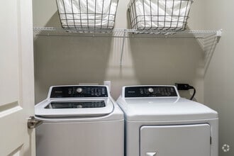 2BR, 2BA - 1,128SF - LUCA St. Augustine